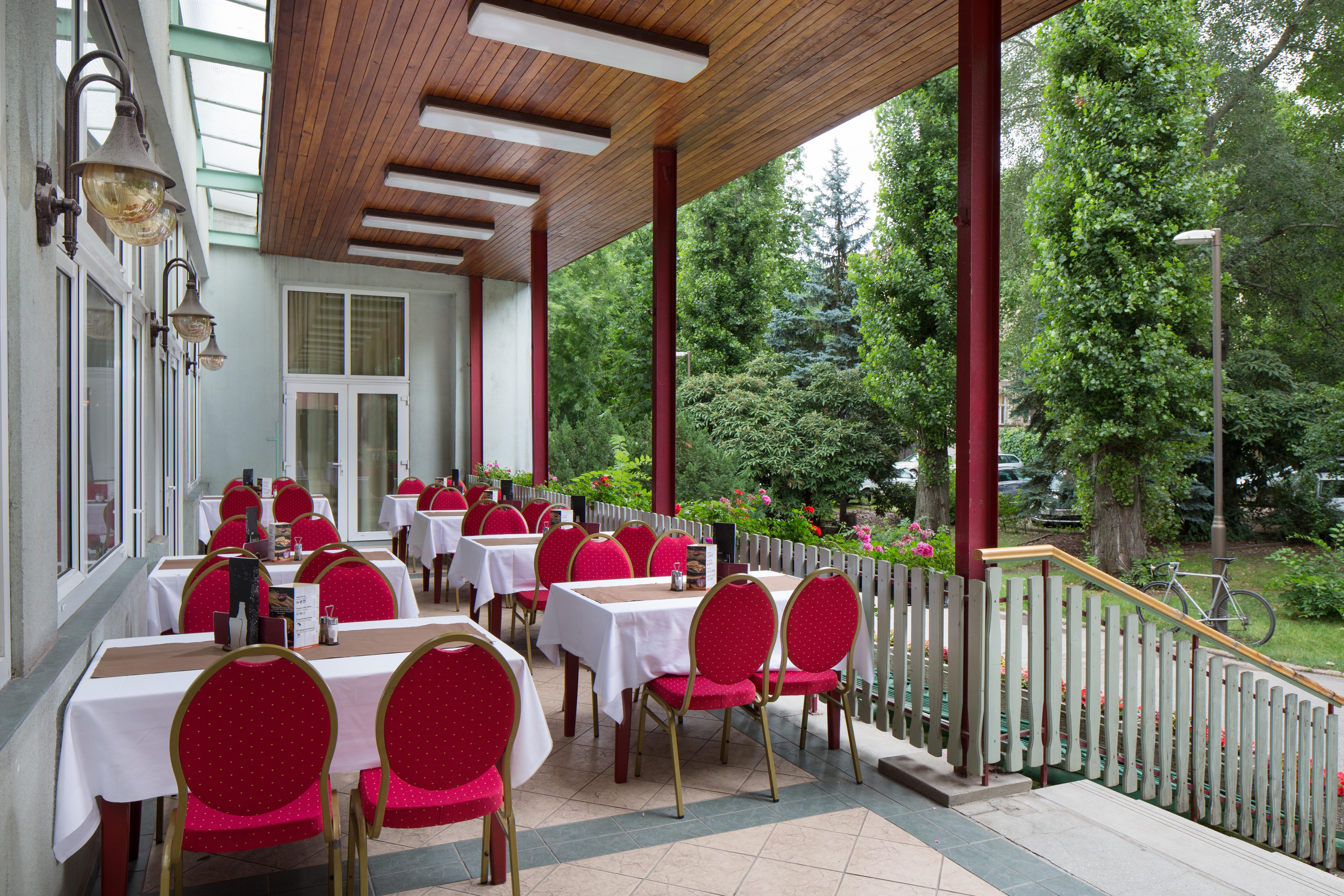 Benczur Hotel Budapest Bagian luar foto